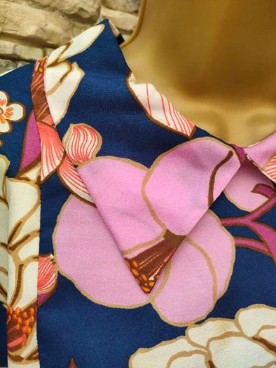 Vintage 1960s mini floral shift tunic dress Postage included