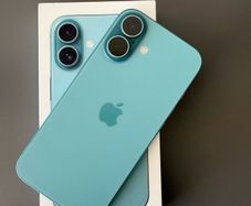 iPhone 16 - 128 GB unlocked to any network