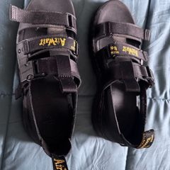 Dr Martens Sandal