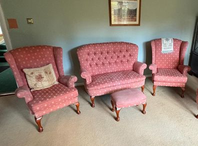Suite of 2 seater and 2 Single Seaters and Footstool