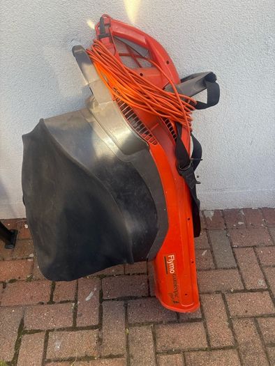 Leaf Blower & Vacuum (Flymo)