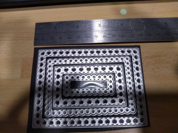 Nest of rectangle die cutting frames