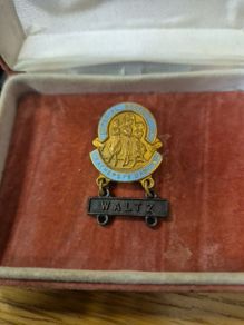 Vintage Imperial Society of Teachers of Dance. Waltz.Vintage Enamel Pin Badge.