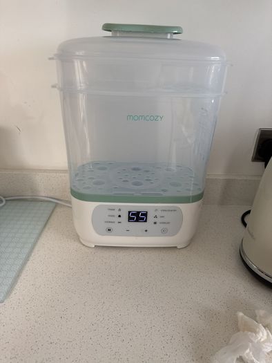 Momcozy 8-in-1 Electric Steam Bottle Steriliser and Dryer up to 8 Bottles