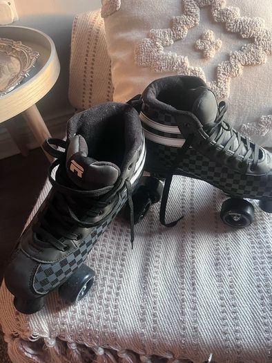 Rollerskates