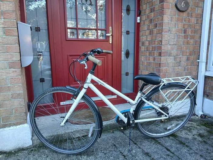 Girls/Small Ladies Lightweight Bike