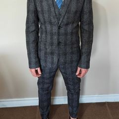 River Island - 3 piece suit