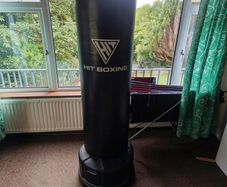 Punching bag hit boxing 180cm