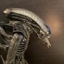 2 Neca Alien Figures Image 4