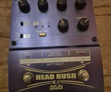 Akai Head Rush E2