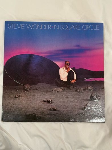 Stevie Winder in Square Circle