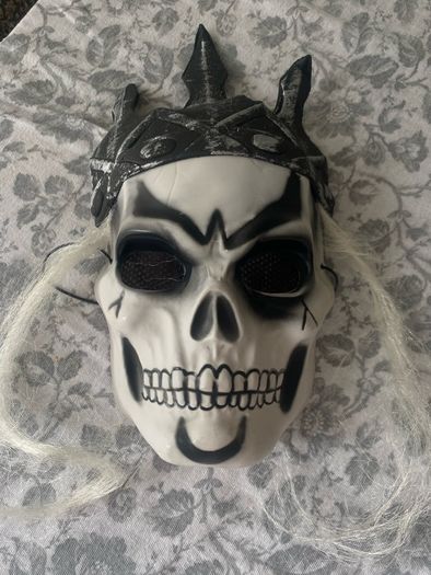 Dead king skeleton costume