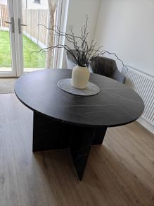 dinning table
