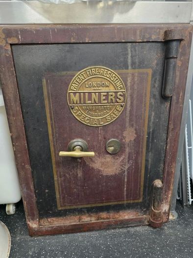 Milners Patent Fire Resisting Antique Special Safe