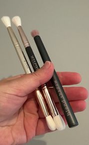 Sculpted by Aimee eyeshadow brushes and Free brush