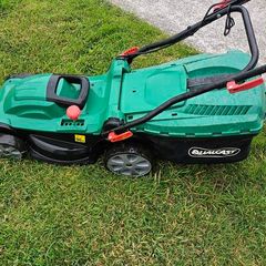 Electric lawnmower