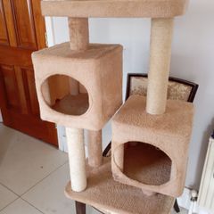 Cat tree