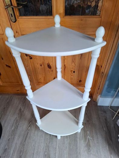 corner shelf stand