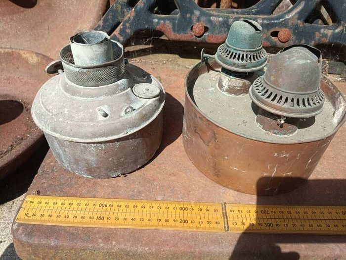 pair or copper burners