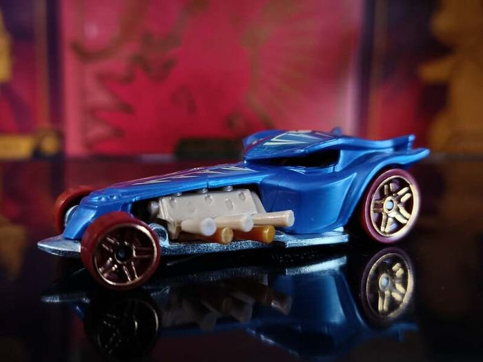 Ratical Racer ! TREASURE HUNT ! from Street Beasts Set ! 2012 ! Mattel ! Hot Wheels !
