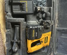 Dewalt hammer drill