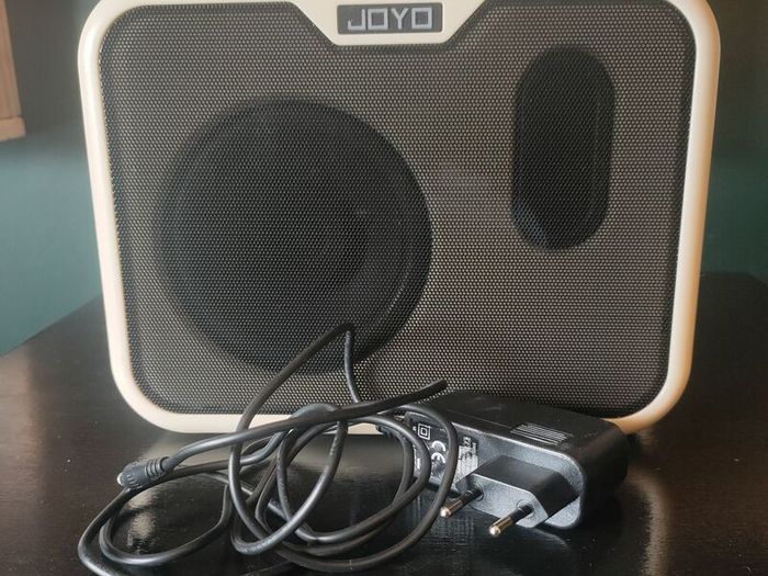Joyo MA-10B Bass Amp