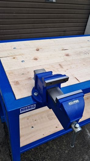 Work benches