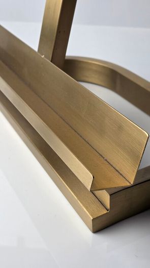 Brass Tabletop Gallery Easel