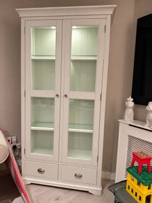 EZ living cabinet with lights