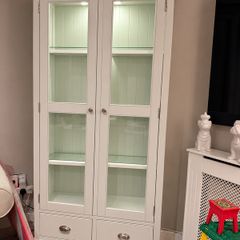 EZ living cabinet with lights