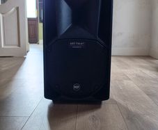 dj speaker and light