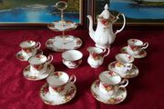 17 Piece Royal Albert Old Country Roses Bone China Gold Gilt Coffee Set With Two Tier Cake Stand For 6 Person Setting Made In England