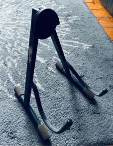 Acoustic guitar stand