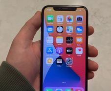 iPhone X