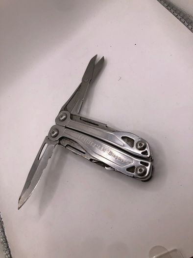 Leatherman Wingman Pliers Fishing Camping DYI