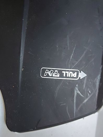 HOOVER Enigma Vacuum Cleaner Model No. TE70, Great suction and in excellent condition
