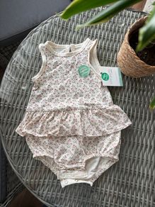 Brand New Carter s Organic Cotton Bodysuit 9-12 months