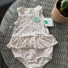 Brand New Carter s Organic Cotton Bodysuit 9-12 months