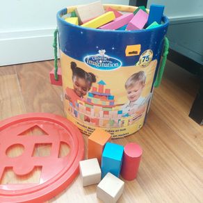 Universe of Imagination wooden block set - 75 pieces