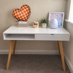hall table