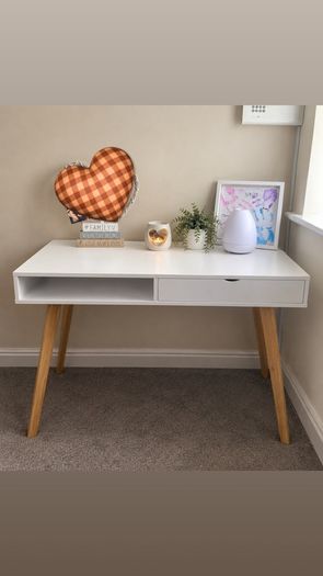 hall table