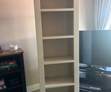 Tall bookcase/shelf unit