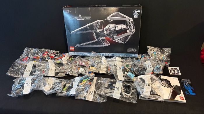 Tie Interceptor Lego UCS