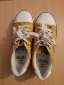 Boys casual shoes