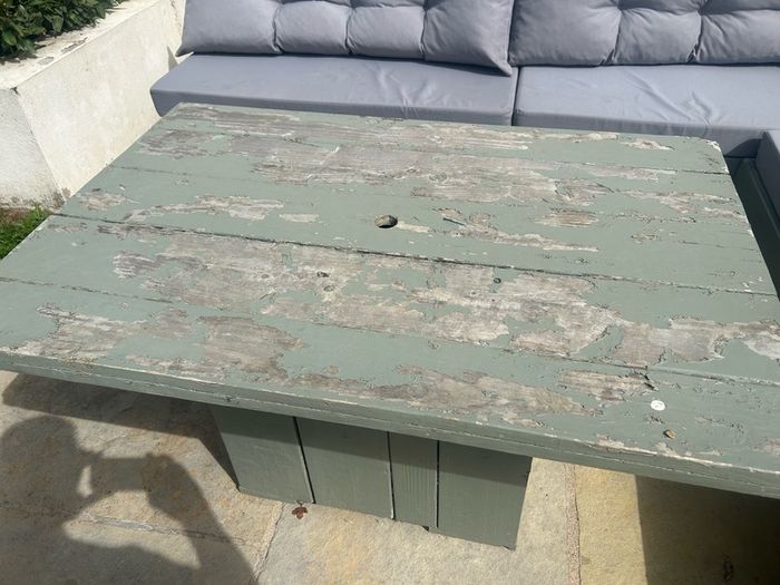 Pallet garden furniture with cushions