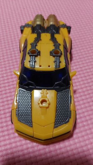 Transformer / toy / bumblebee