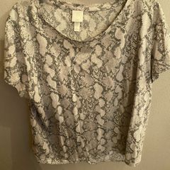 H&M large top
