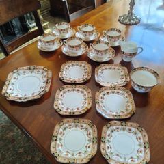 China tea set. Colclough Longton.