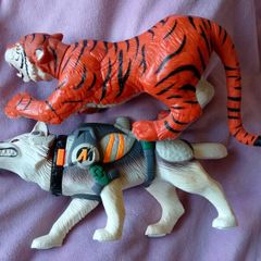 Action Man Wolf & Tiger Figures