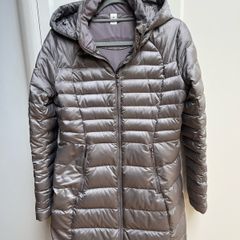 Lululemon Silver Grey Ladies Puffer Coat